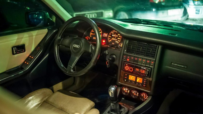 Audi 90 b3 салон