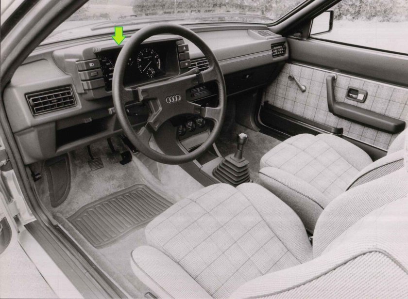 Audi 80 b2 Interior