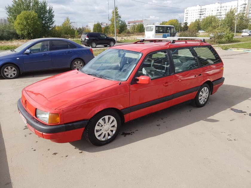 Passat b3 красный