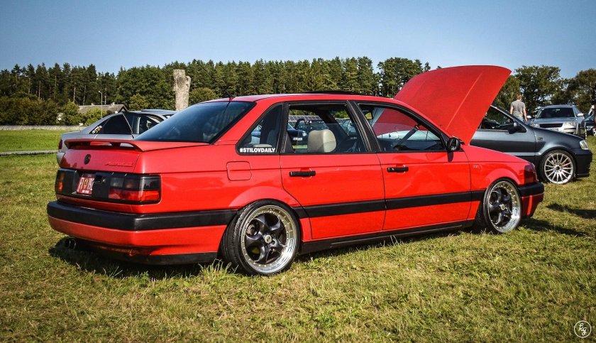 Фольксваген Пассат б3