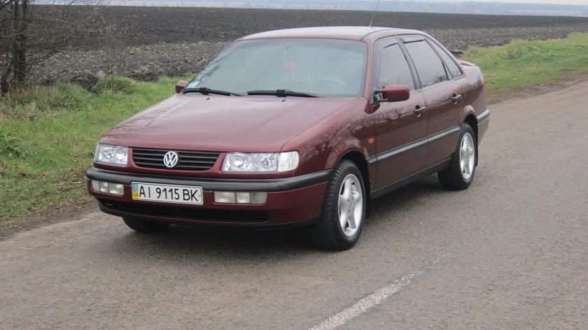Фольксваген Пассат 1994 седан