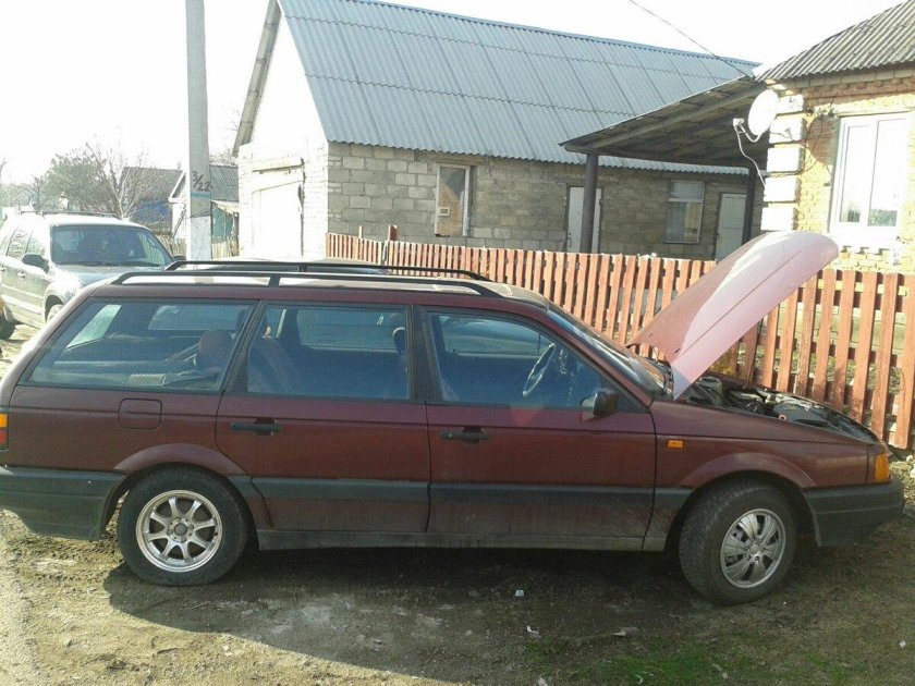 Фольксваген Пассат 1993 универсал
