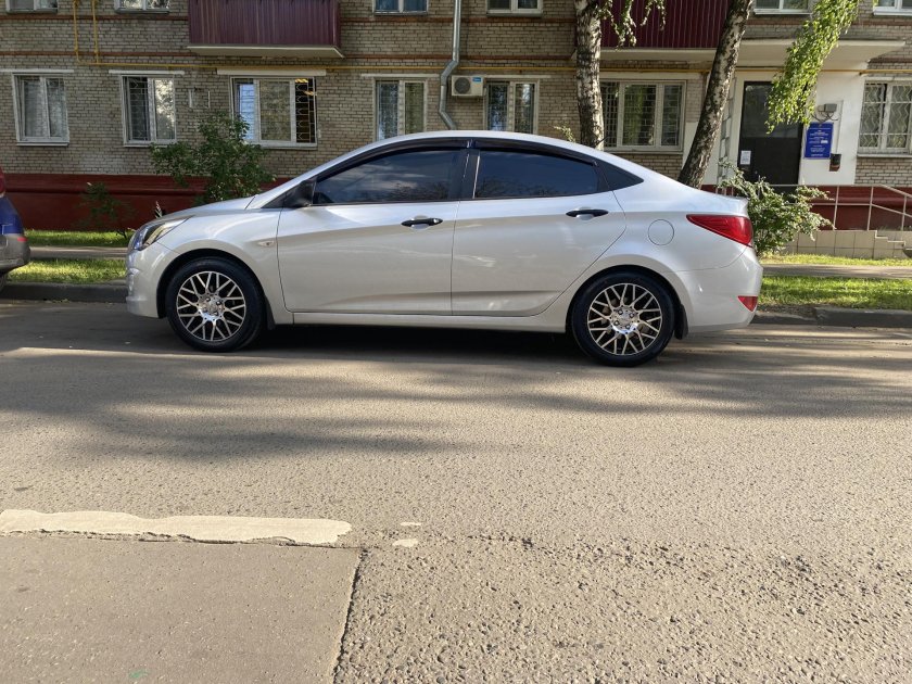 Солярис 215 50 17