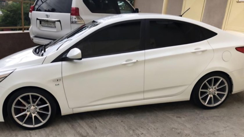 Белый Солярис r17