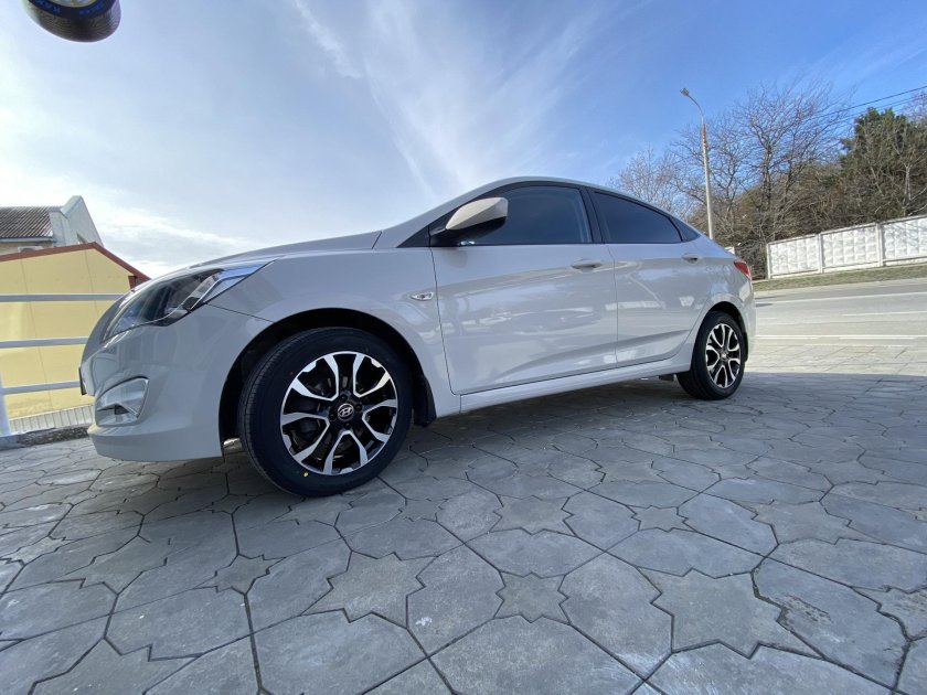 Колеса Hyundai Solaris r16