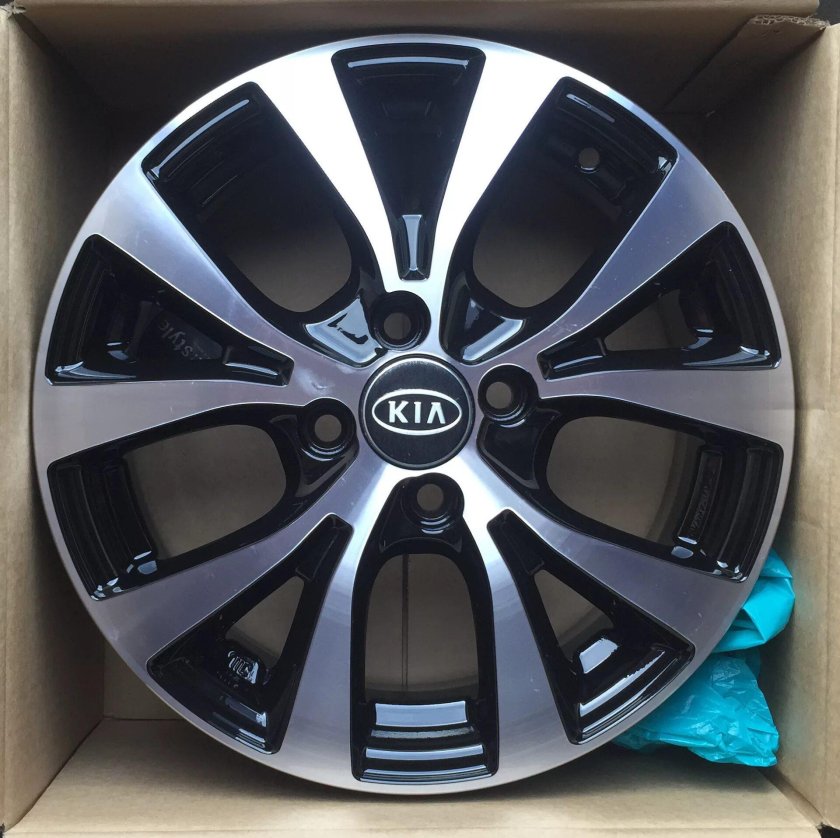 Диски на Хендай Солярис r15