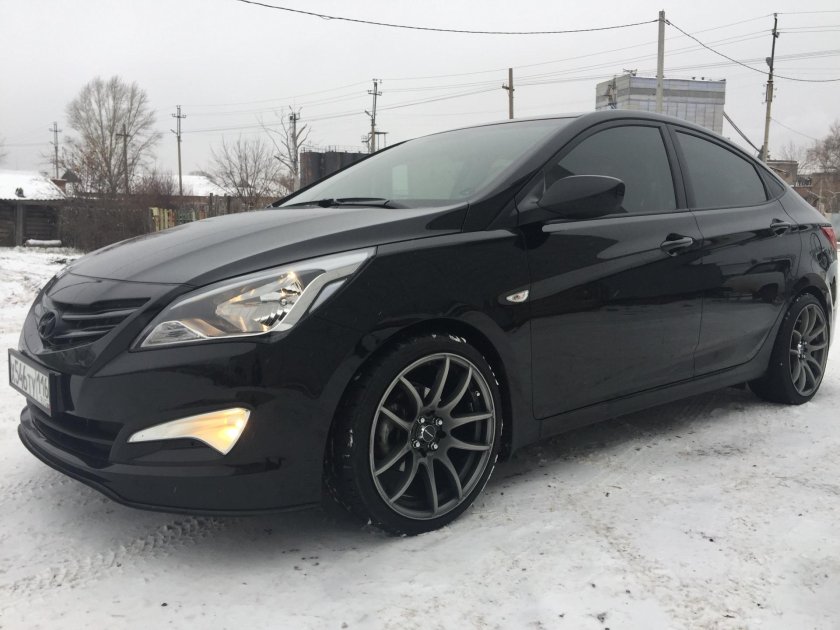 Hyundai Solaris 1 r17