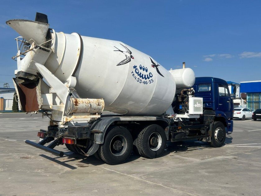 Автобетоносмеситель 58147