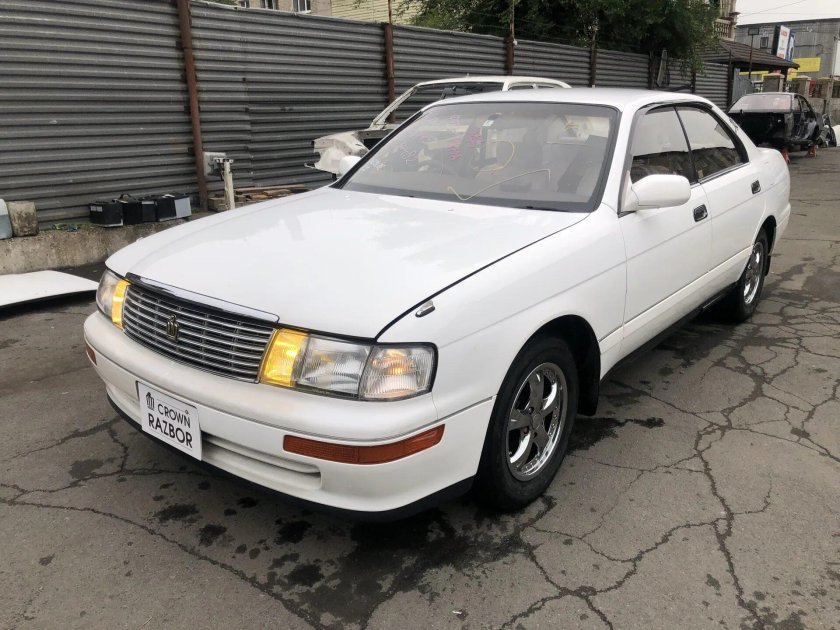 Toyota Crown jzs143