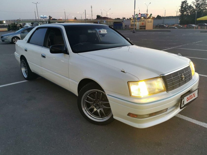 Toyota Crown x (s150)