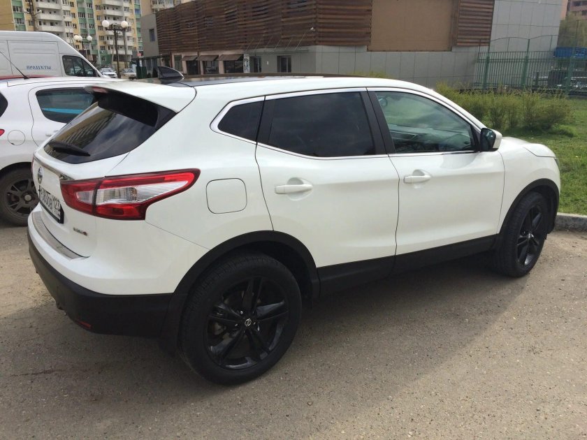 Nissan Qashqai j11 белый