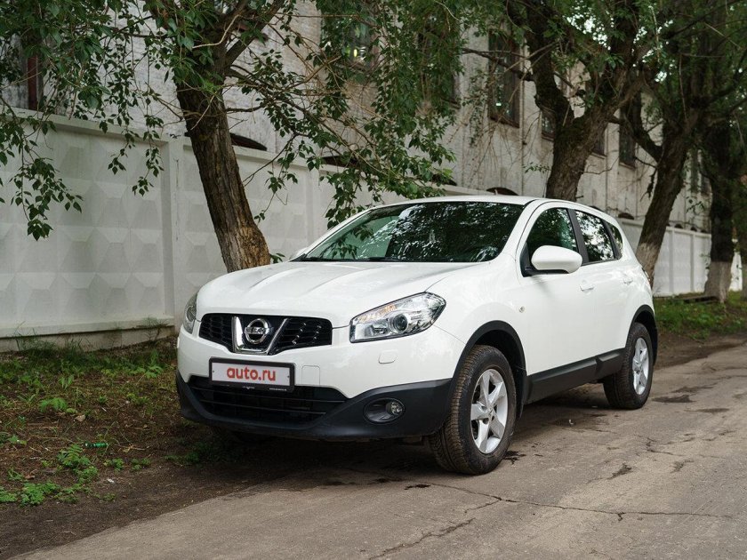 Nissan Qashqai, 2013 белый