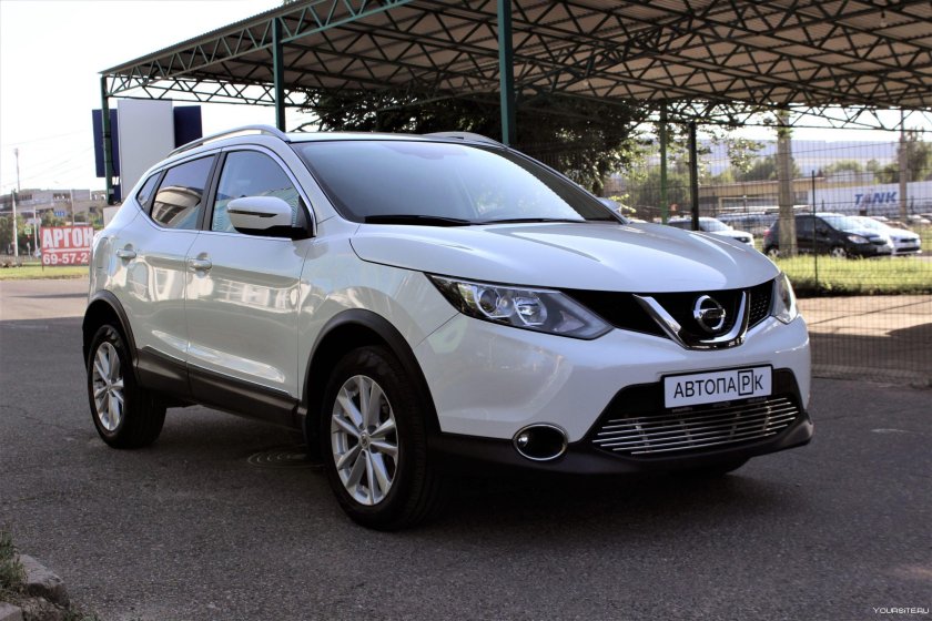 Nissan Qashqai 2017 белый