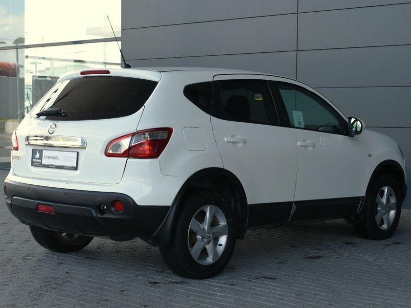 Nissan qashqai 1
