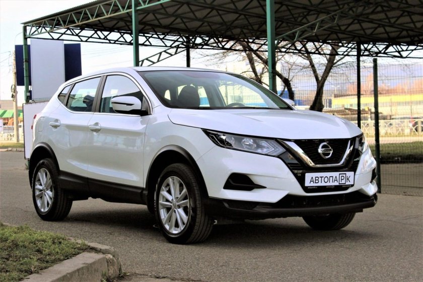 Ниссан Кашкай белый