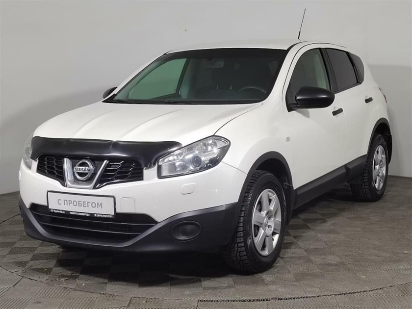 Nissan Qashqai 2013 — 2019 II белый