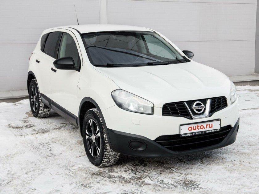 Ниссан Кашкай 2013 белый