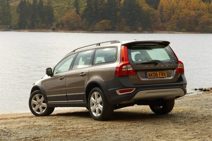 Вольво универсал 2010