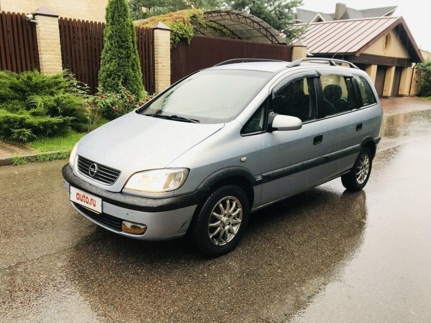 Opel Zafira 2000