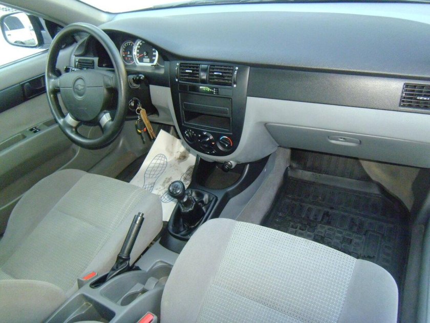 Chevrolet Lacetti 2007 салон