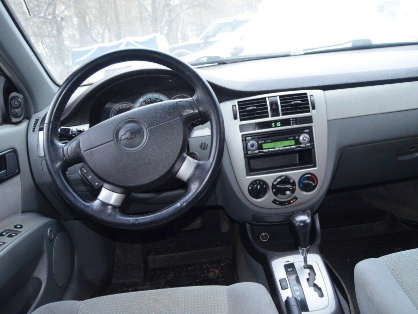 Chevrolet Lacetti 2010 салон