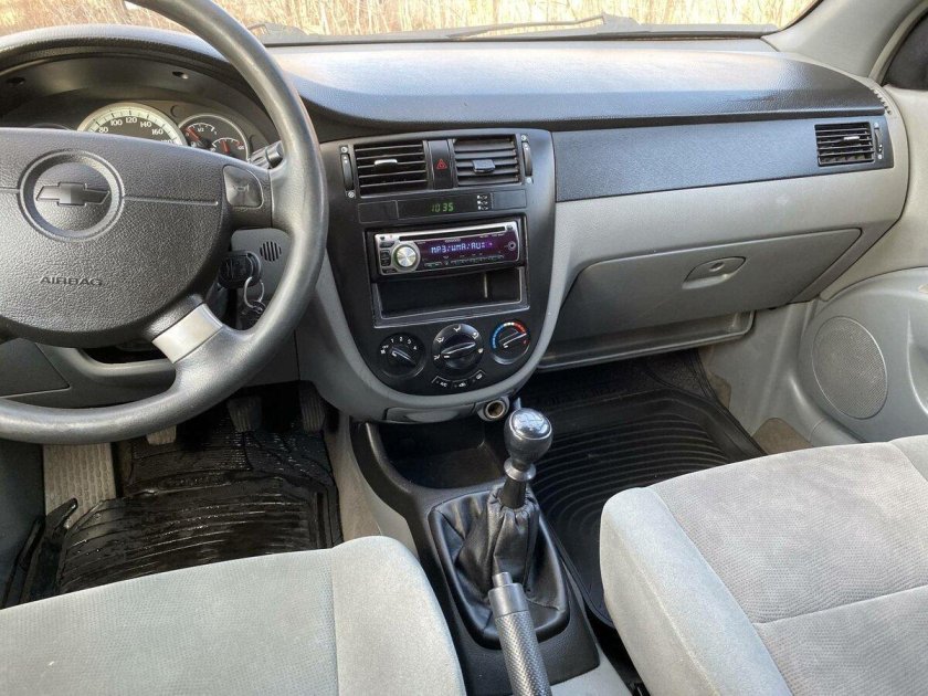 Chevrolet Lacetti 2004 салон