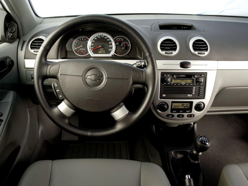 Шевроле Лачетти хэтчбек 1.4