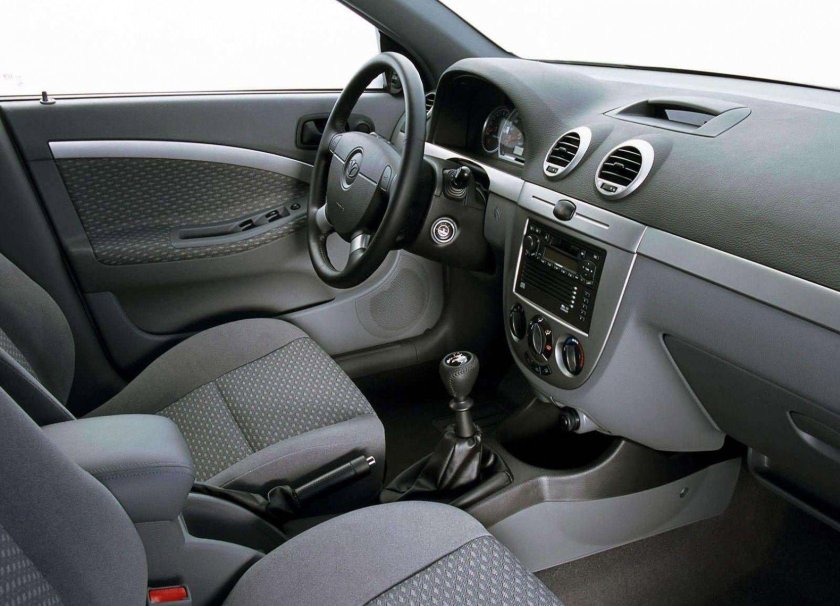 Лачетти хэтчбек 1.6 салон