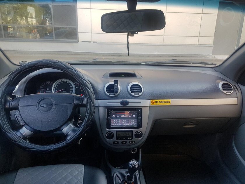 Chevrolet Lacetti 2011 салон