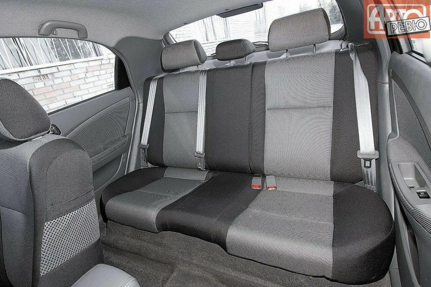 Chevrolet Lacetti салон сзади