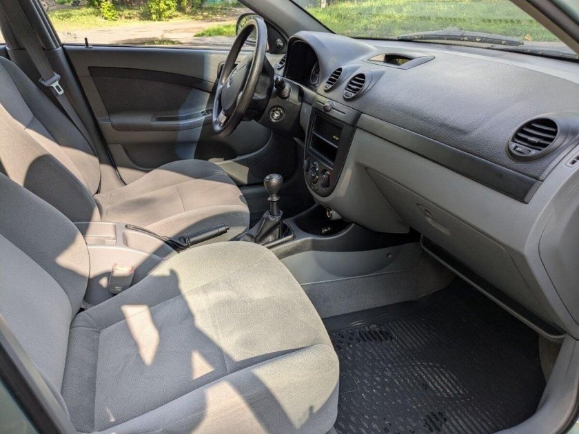 Chevrolet lacetti 2004 салон