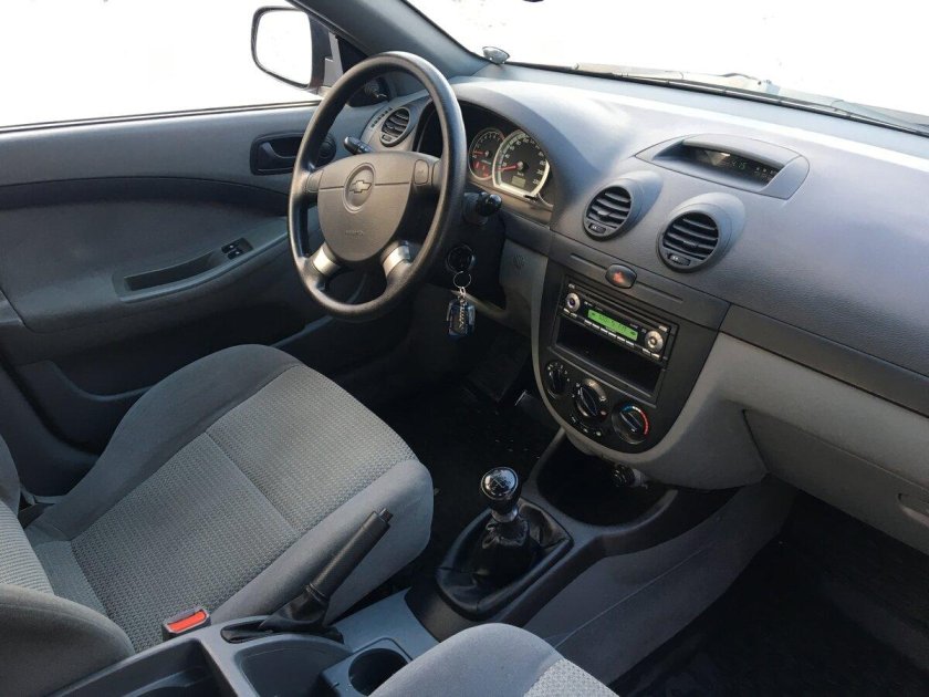 Chevrolet Lacetti седан 2007 салон