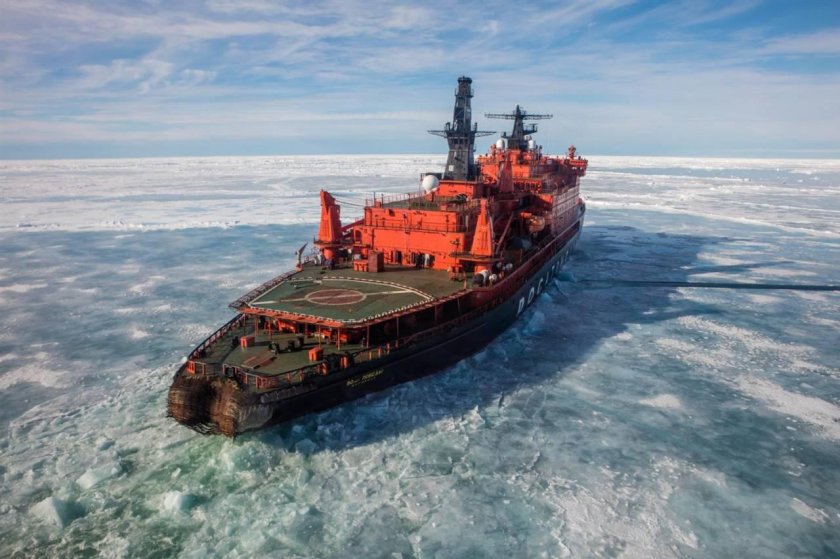 Корабль ледокол 50 лет Победы