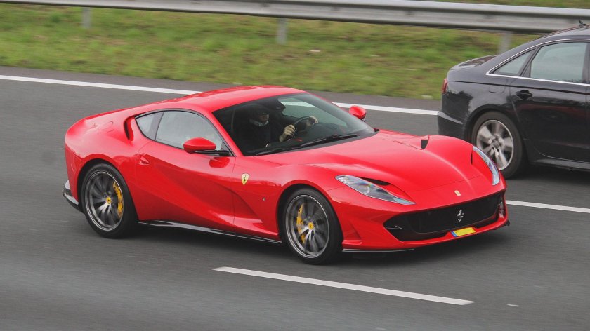 Ferrari f812 Superfast