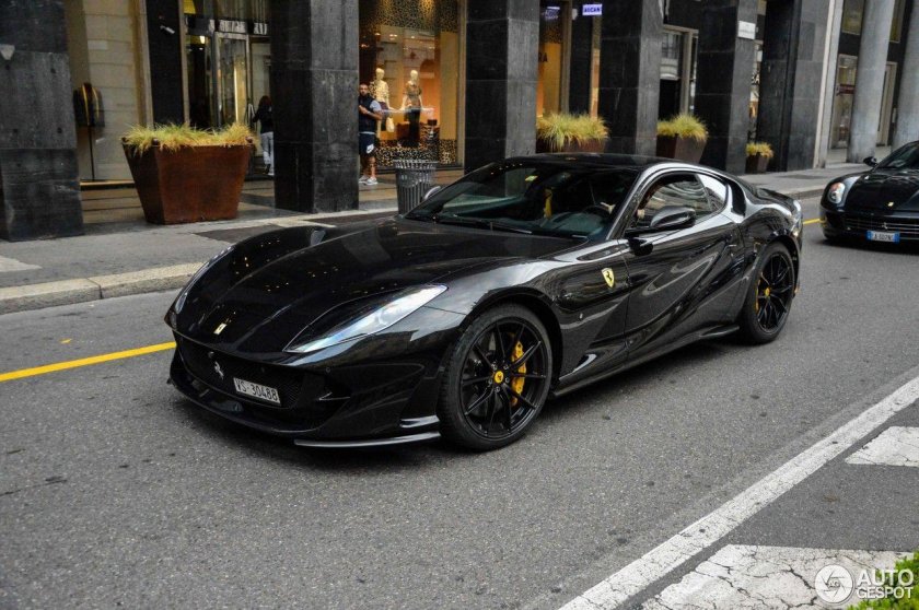 Ferrari 812 Superfast Black