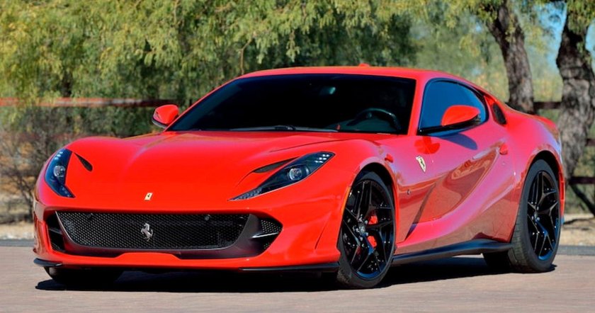 Феррари Суперфаст