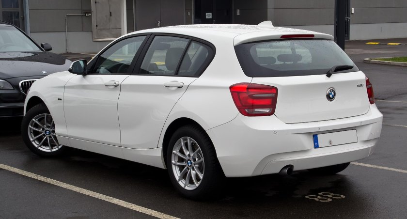 BMW 118 f20