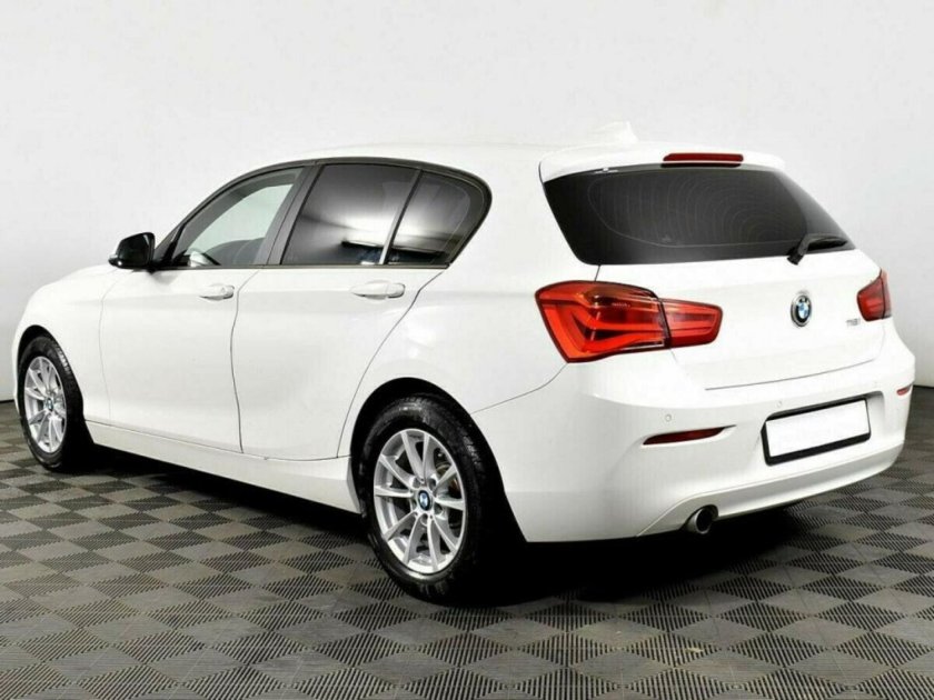 BMW 1 серии 118i
