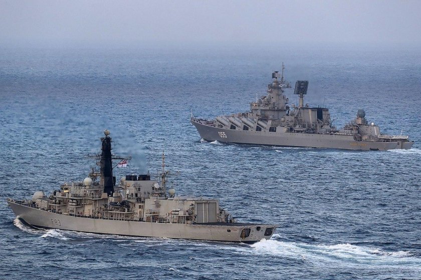 Маршал Устинов ракетный крейсер