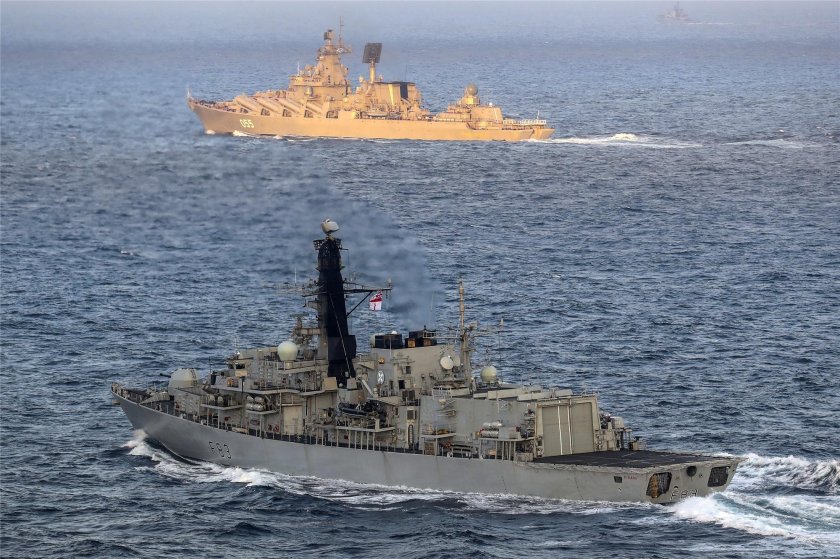 Маршал Устинов ракетный крейсер