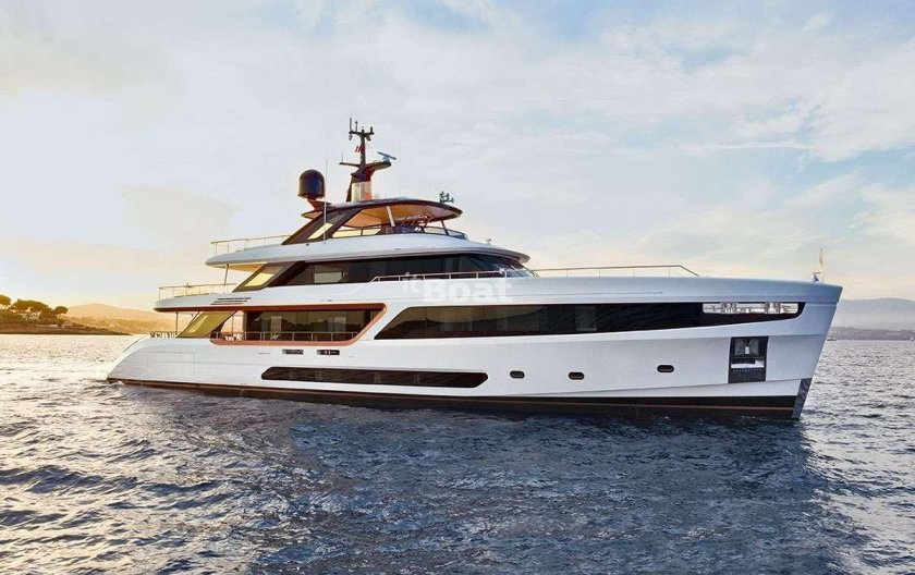 Benetti 37m