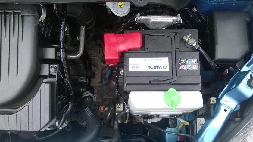 АКБ Сузуки Сплэш