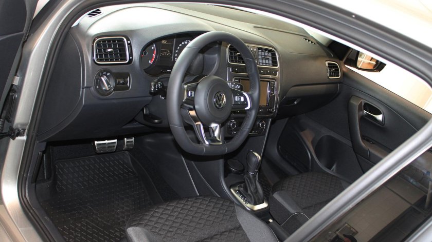 Салон поло седан 2019