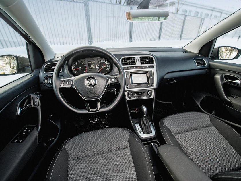 Volkswagen Polo sedan салон