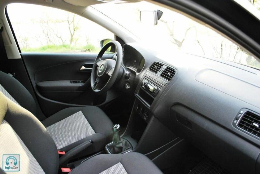 Volkswagen Polo sedan 2012 салон