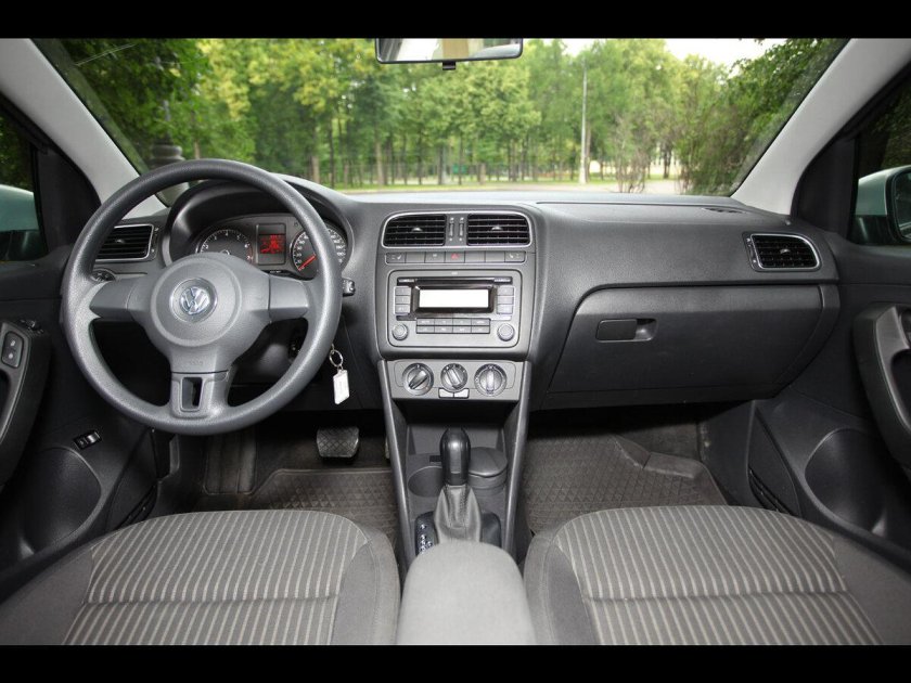 Фольксваген поло 2011 салон