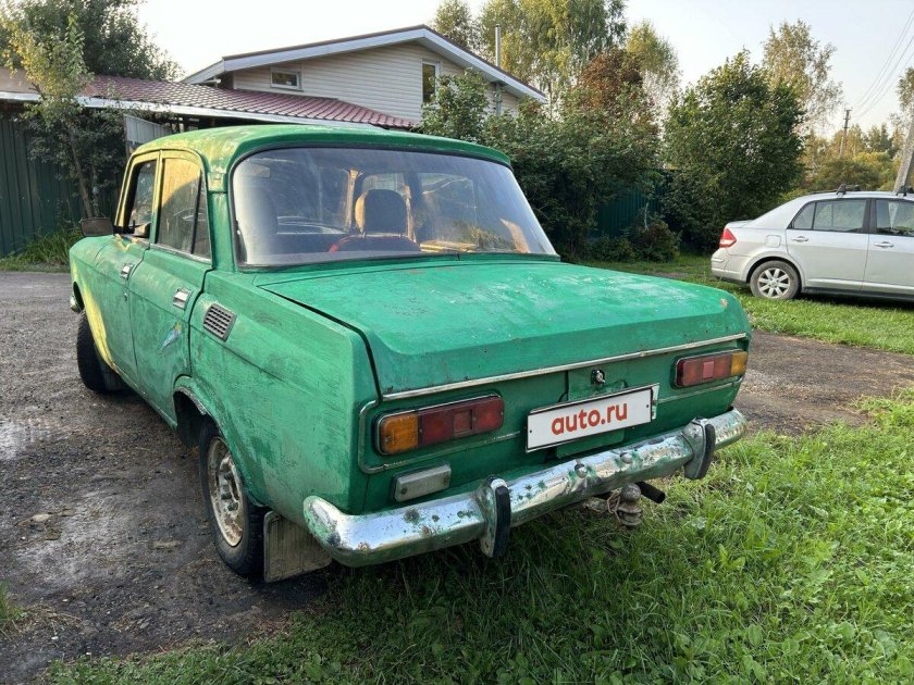 Москвич 2140 зеленый