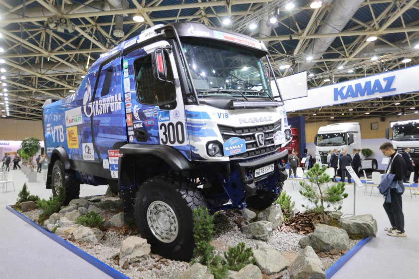 Автобус КАМАЗ 4290 на выставке КОМТРАНС 2023 Comtrans