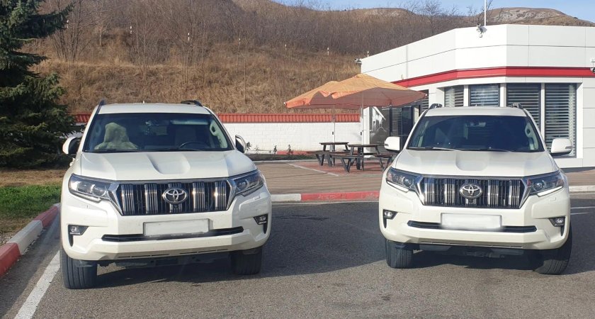 Toyota land cruiser prado 150