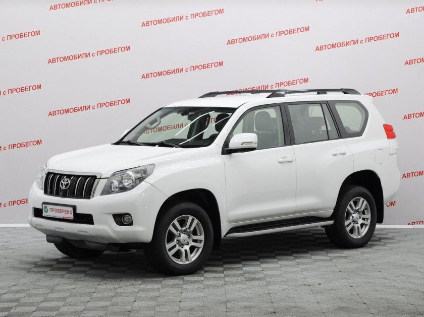 Ленд Крузер Прадо 150 2022 белый